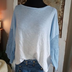 Ombre tshirt with ruffled sleeves
